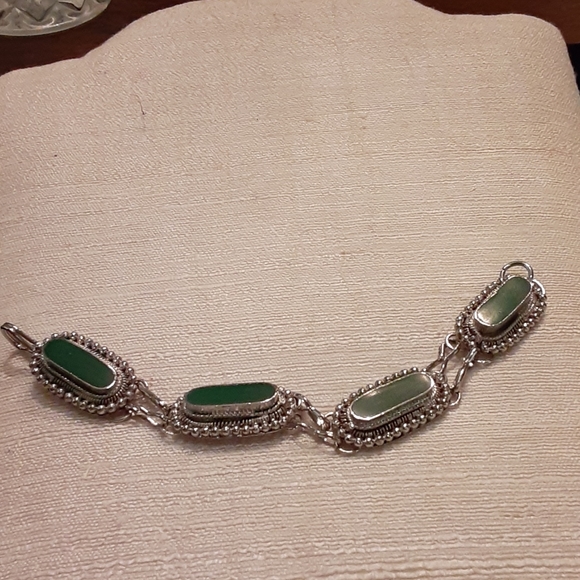Jewelry - Vintage Bracelet Green Stones with Silver . ●¤ PRICE DROP.